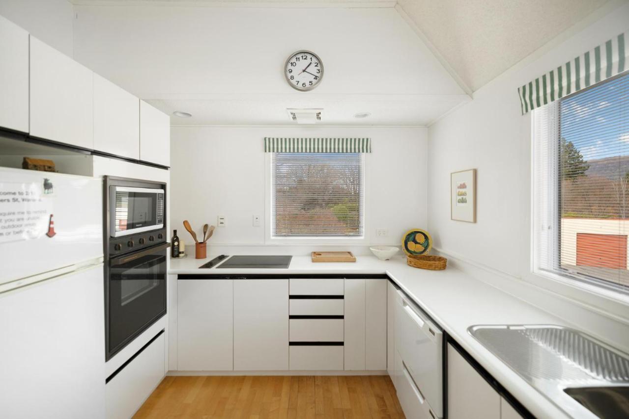 Charming Views Apartment วานากา ภายนอก รูปภาพ